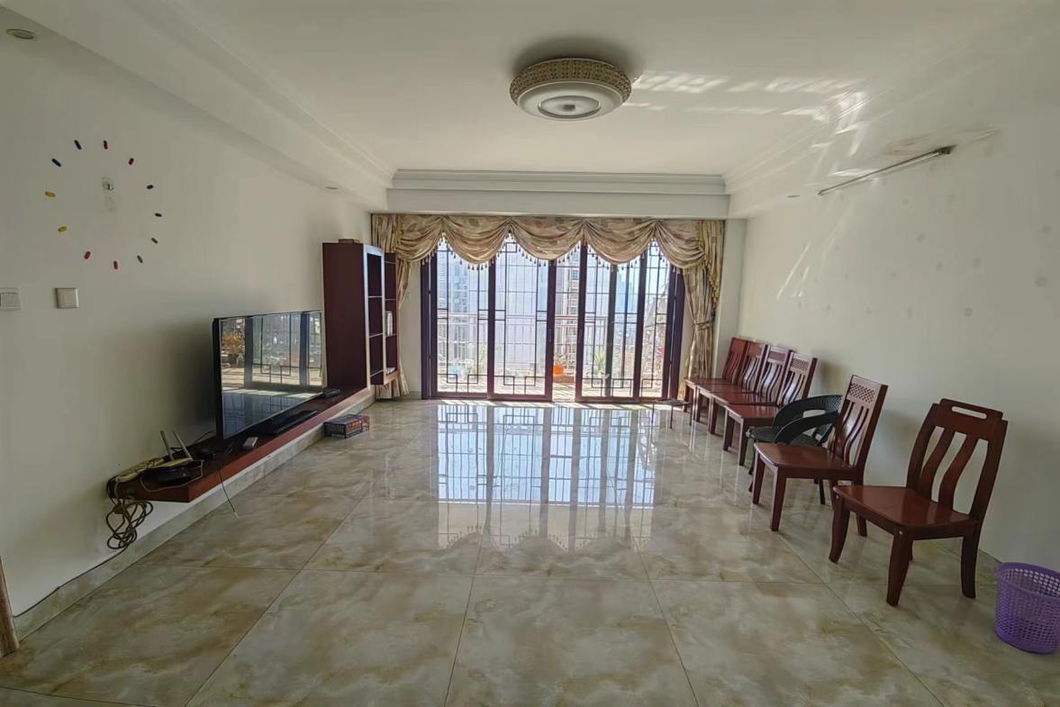 橡树园小区  3室2厅1卫    245.4万室内图