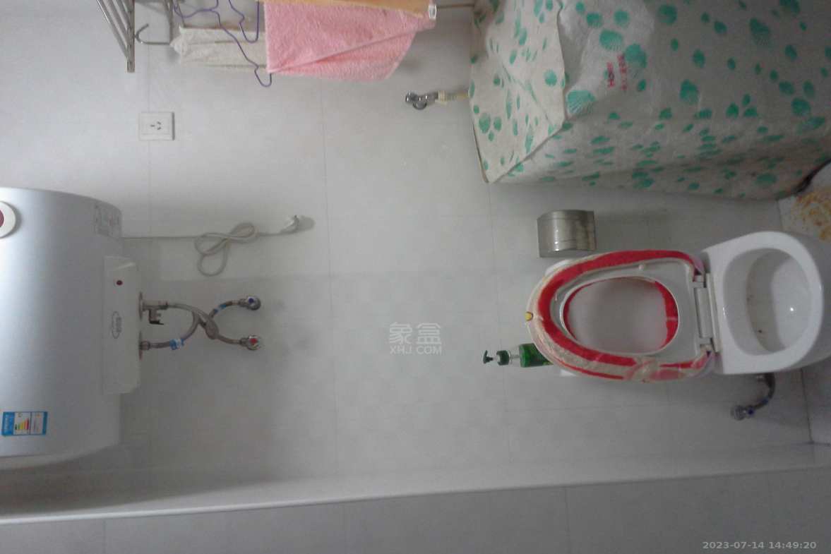 富华商业广场 1室1厅1卫 1000.00元/月 富华商业广场 1室1厅1卫 1000.00元/月室内图