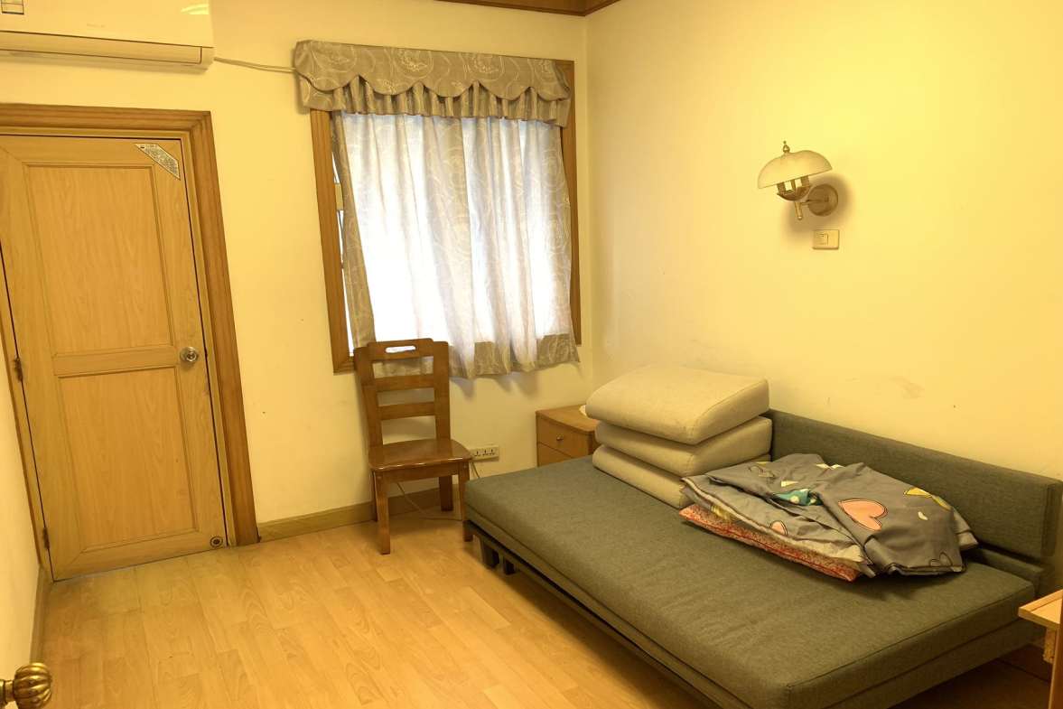 芷兰居  3室2厅2卫    1500.0元/月室内图