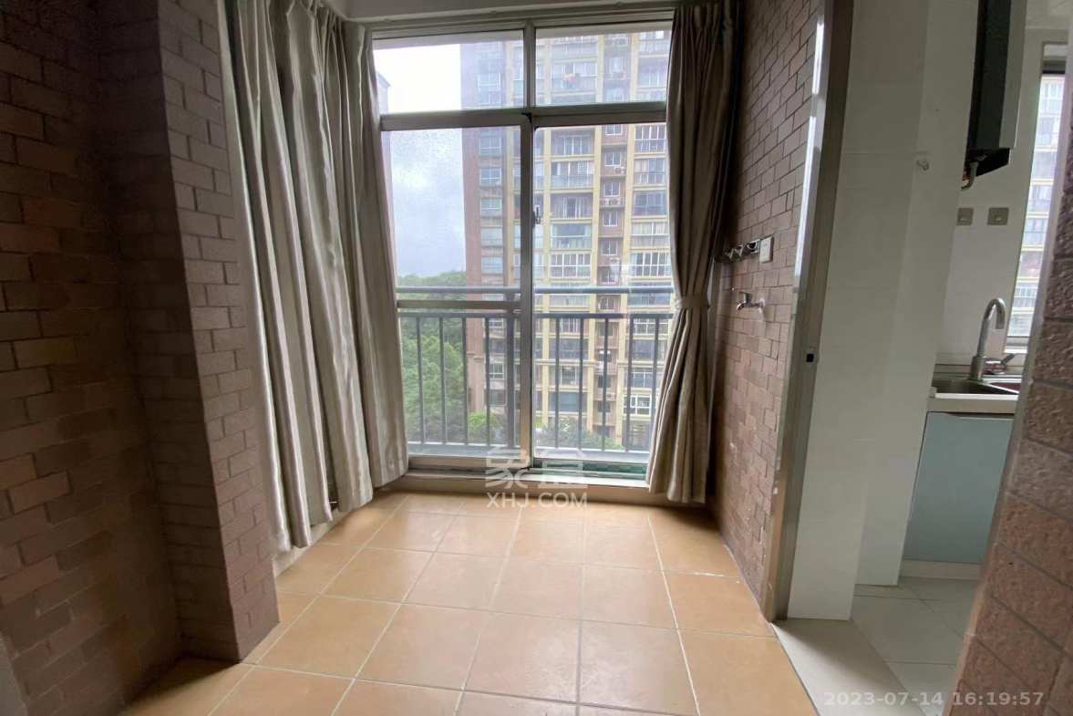 桃阳苑(省人大单位房) 3室2厅2卫 2500.0元/月 桃阳苑(省人大单位房) 3室2厅2卫 2500.0元/月室内图