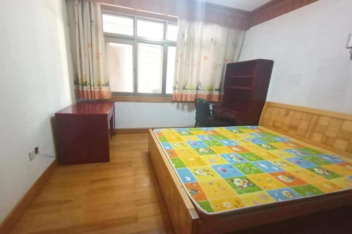 煤气公司家属楼 2室1厅2卫 1300.0元/月 煤气公司家属楼 2室1厅2卫 1300.0元/月室内图