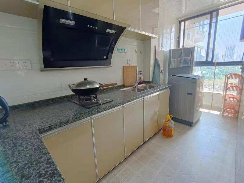 珠江愉景新城  2室2厅1卫   1500.00元/月室内图