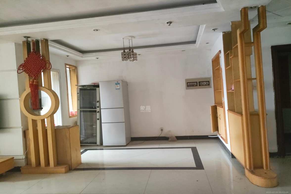 开源鑫阁 4室2厅2卫 1800.0元/月 开源鑫阁 4室2厅2卫 1800.0元/月室内图