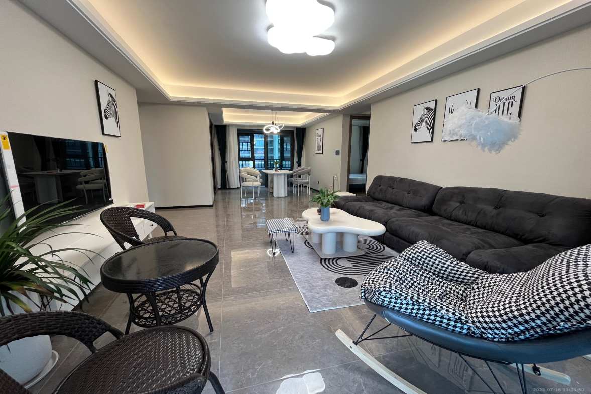 中海阅溪府  4室2厅2卫    4500.0元/月 中海阅溪府  4室2厅2卫    4500.0元/月室内图