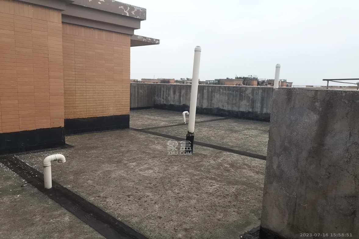 鑫远和城（一、二期）  4室2厅2卫   3500.00元/月室内图1