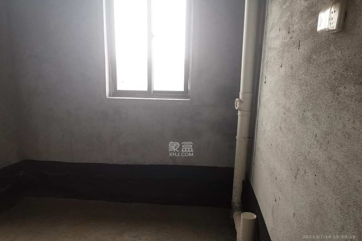 鑫远和城（一、二期）  4室2厅2卫   3500.00元/月室内图