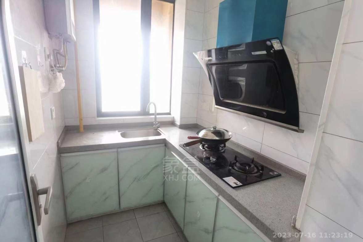 雅立天骄阁 1室1厅1卫 1300.0元/月 雅立天骄阁 1室1厅1卫 1300.0元/月室内图