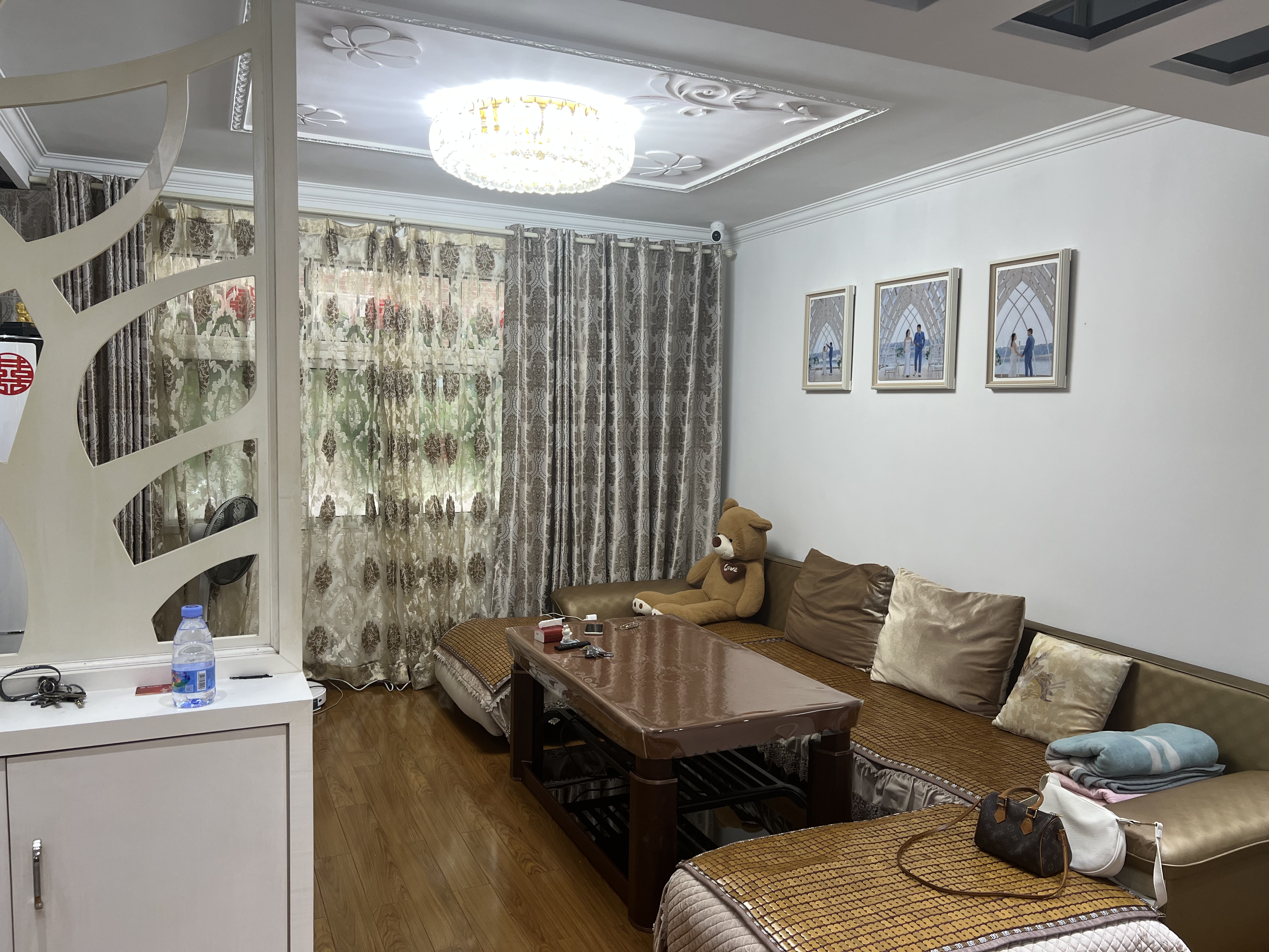 中欧阳光城  4室2厅2卫    68.0万