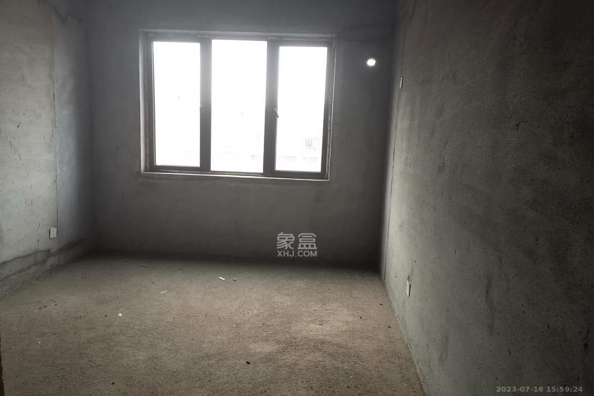 鑫远和城（一、二期）  4室2厅2卫   3500.00元/月室内图