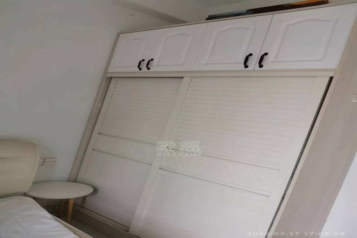 庐山一号  2室1厅1卫    2000.0元/月室内图1