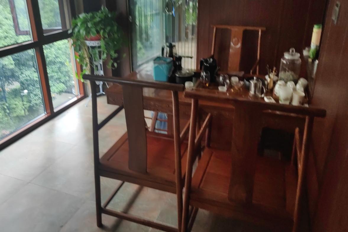 众一桂府  0室0厅0卫    145.8万客厅