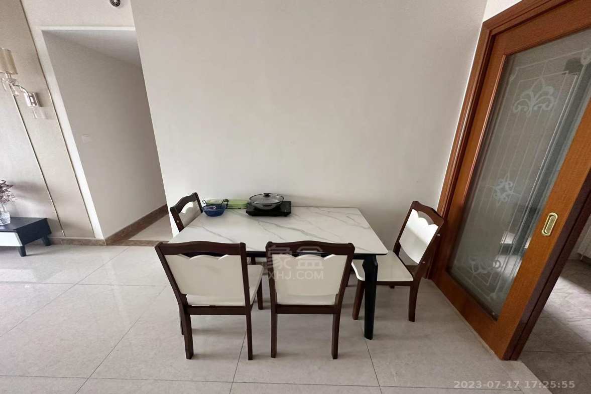 恒大林溪郡 3室2厅2卫 2100.0元/月 恒大林溪郡 3室2厅2卫 2100.0元/月室内图