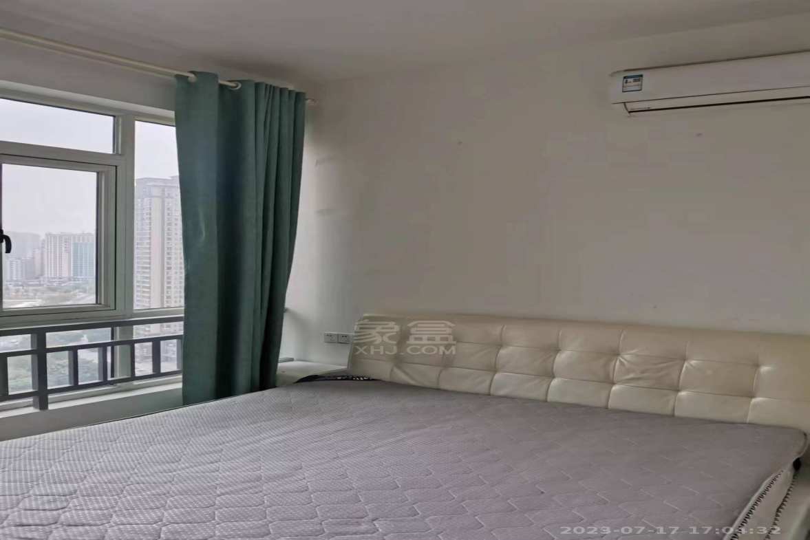 庐山一号  2室1厅1卫    2000.0元/月室内图