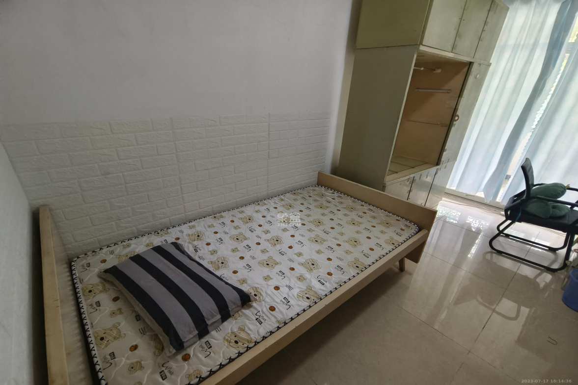 杏林小区  3室2厅1卫    2300.0元/月室内图