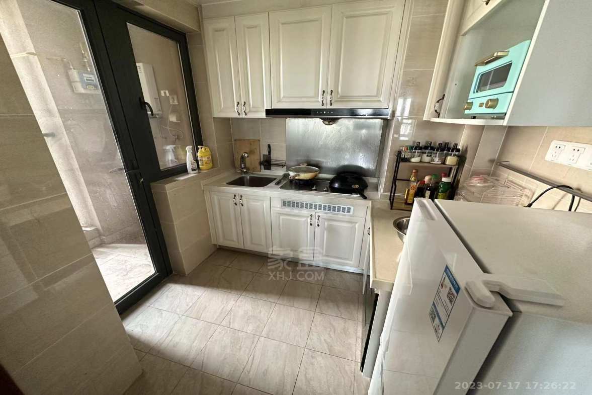 恒大林溪郡 3室2厅2卫 2100.0元/月 恒大林溪郡 3室2厅2卫 2100.0元/月室内图