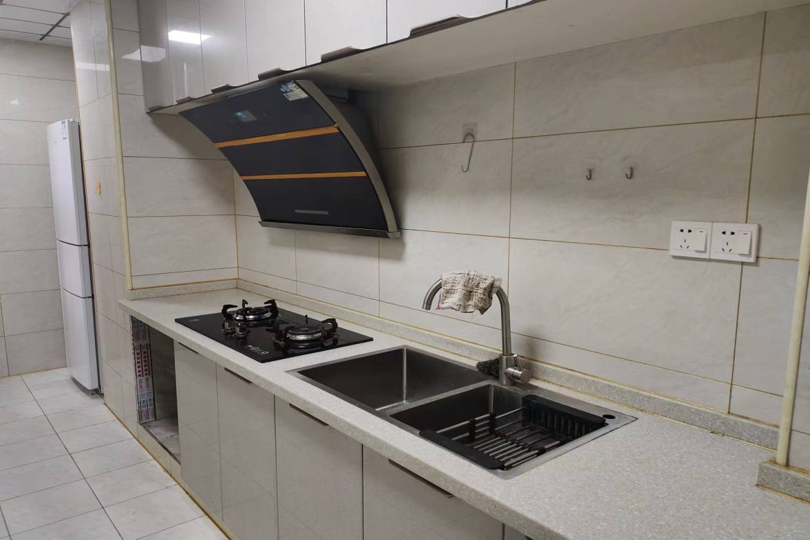 百弘学府城 3室2厅2卫 1500.0元/月 百弘学府城 3室2厅2卫 1500.0元/月室内图