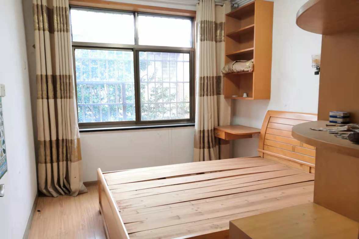 悦江花园  2室2厅1卫   1200.00元/月室内图