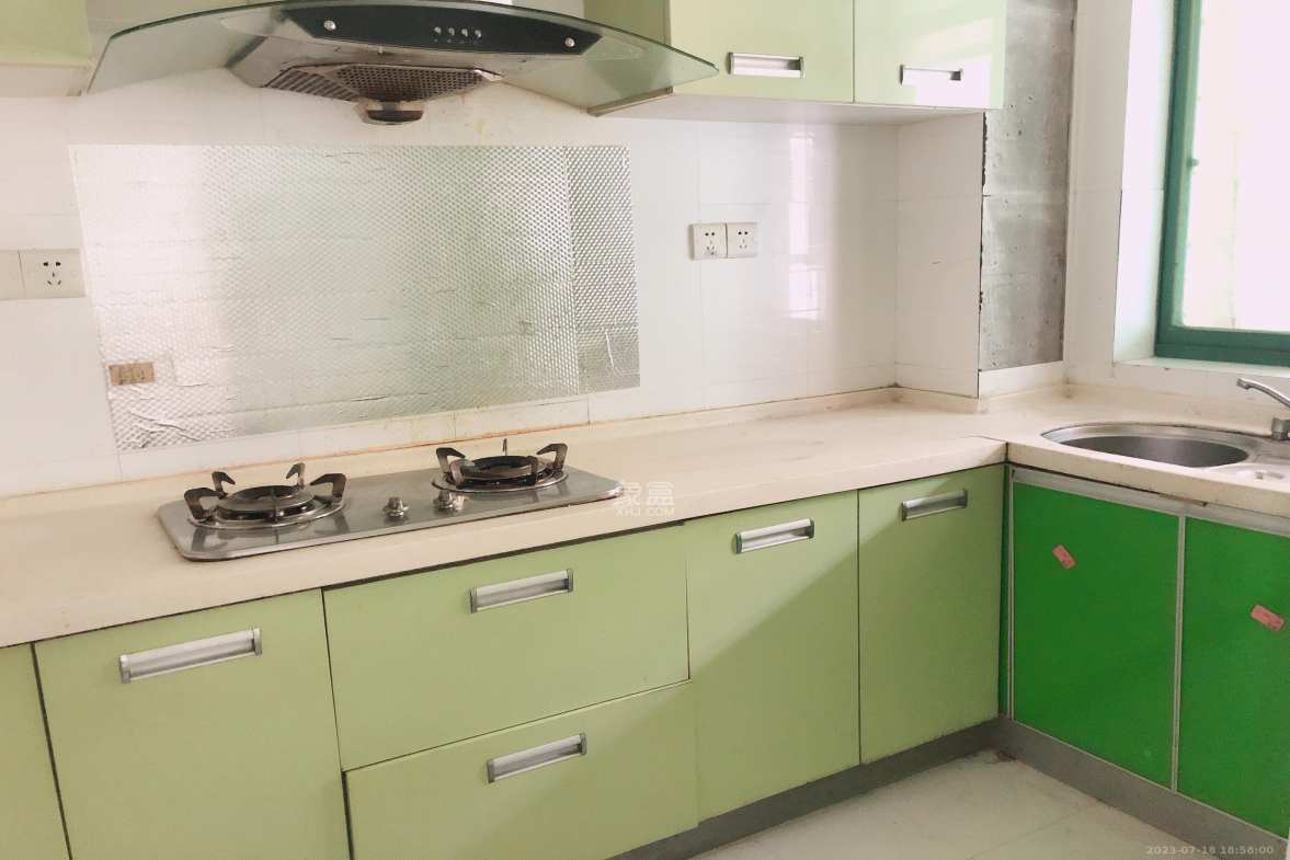 柠檬丽都 3室2厅2卫 2300.0元/月 柠檬丽都 3室2厅2卫 2300.0元/月室内图