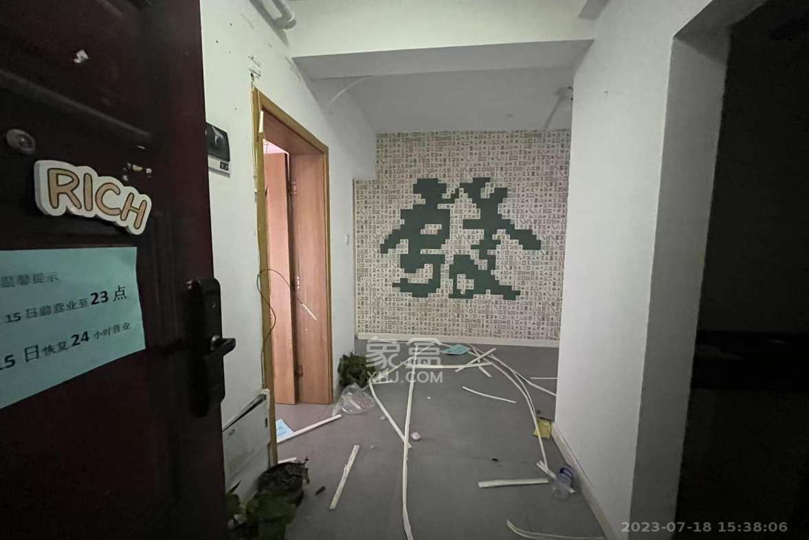 钰龙天下二期(钰龙佳园)  1室1厅1卫    3500.0元/月 钰龙天下二期(钰龙佳园)  1室1厅1卫    3500.0元/月室内图