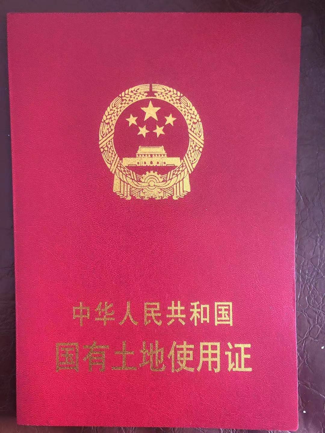 君临天厦  3室2厅2卫    88.8万客厅