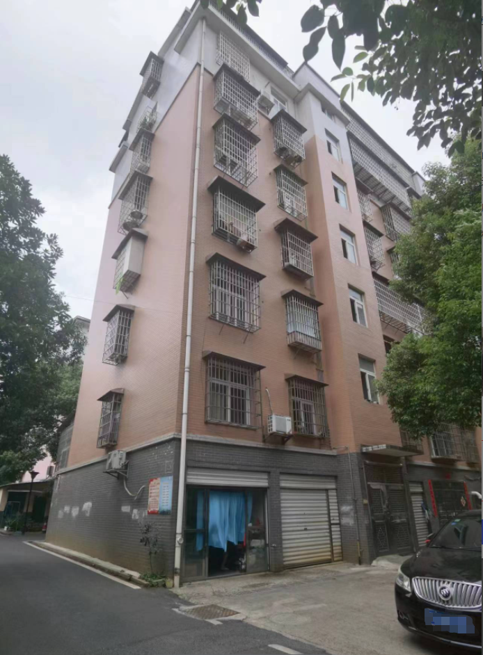 梓山社区梓瑞小区  3室2厅1卫   1580.00元/月小区图