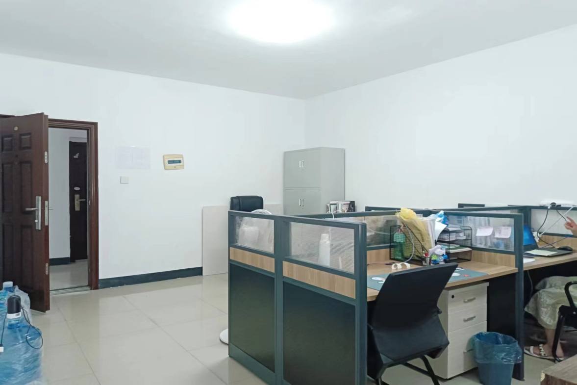 君悦华府  1室1厅1卫    25.0万室内图