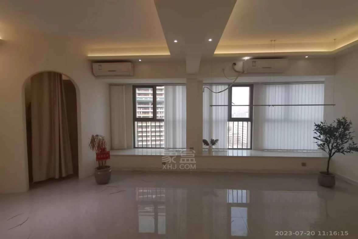 日盛大厦 2室1厅1卫 3400.0元/月 日盛大厦 2室1厅1卫 3400.0元/月室内图