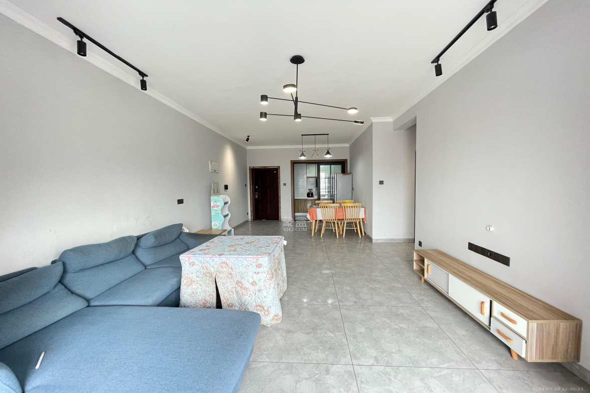 三润城(三润星城) 3室2厅2卫 2200.0元/月 三润城(三润星城) 3室2厅2卫 2200.0元/月室内图