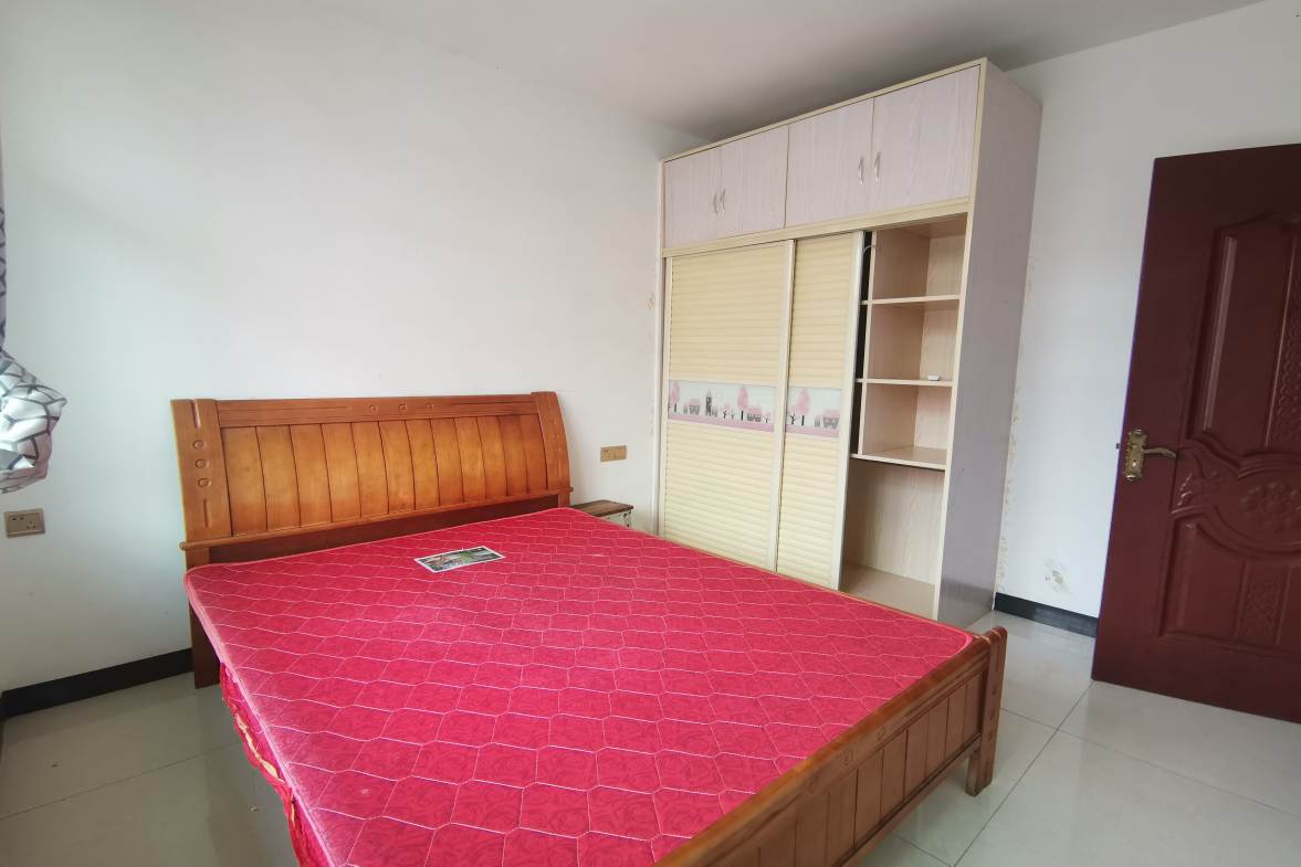 罗家小区西区  1室1厅1卫    450.0元/月室内图