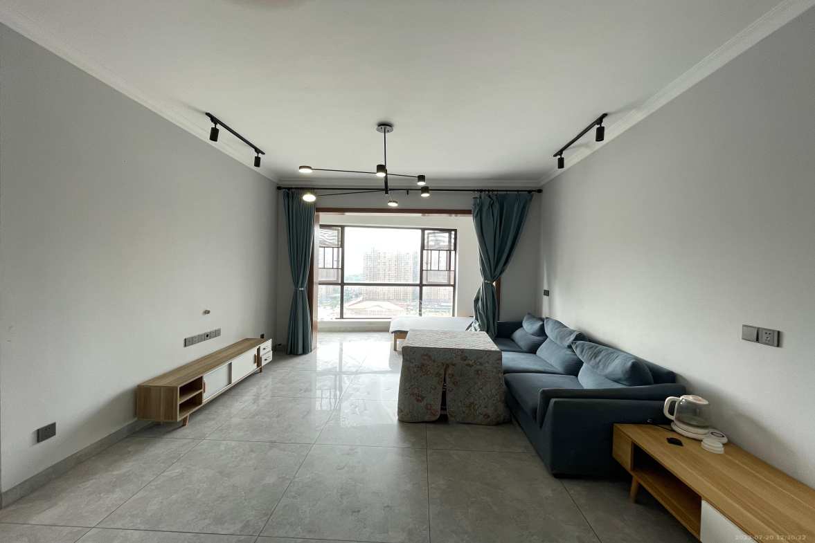 三润城(三润星城) 3室2厅2卫 2200.0元/月 三润城(三润星城) 3室2厅2卫 2200.0元/月室内图