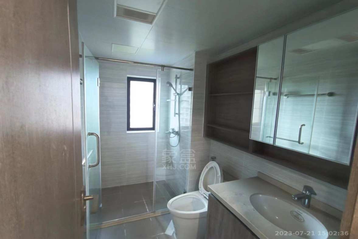 东部美的城 3室2厅2卫 1500.0元/月 东部美的城 3室2厅2卫 1500.0元/月室内图