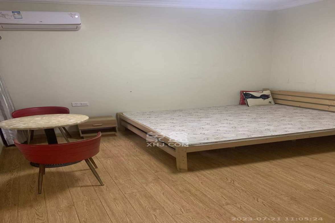 旭辉御府  3室2厅1卫    2400.0元/月 旭辉御府  3室2厅1卫    2400.0元/月室内图