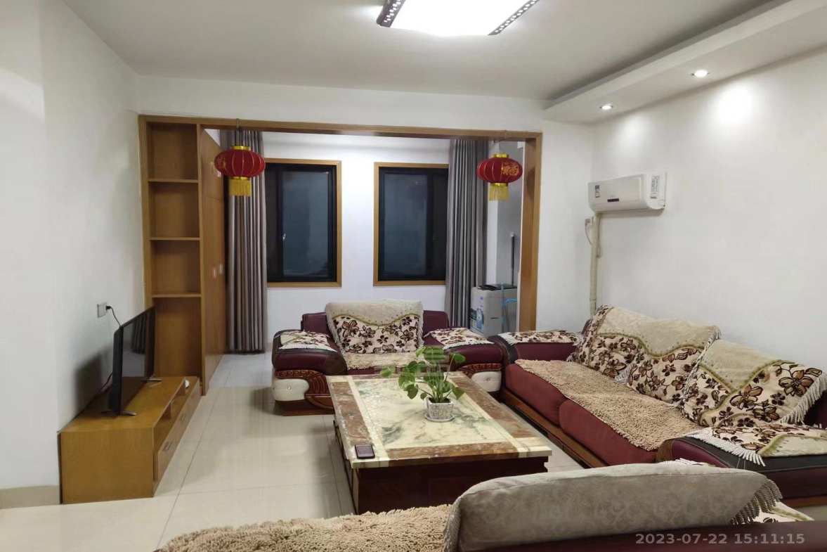 嘉盛华府 2室2厅1卫 1500.0元/月 嘉盛华府 2室2厅1卫 1500.0元/月室内图