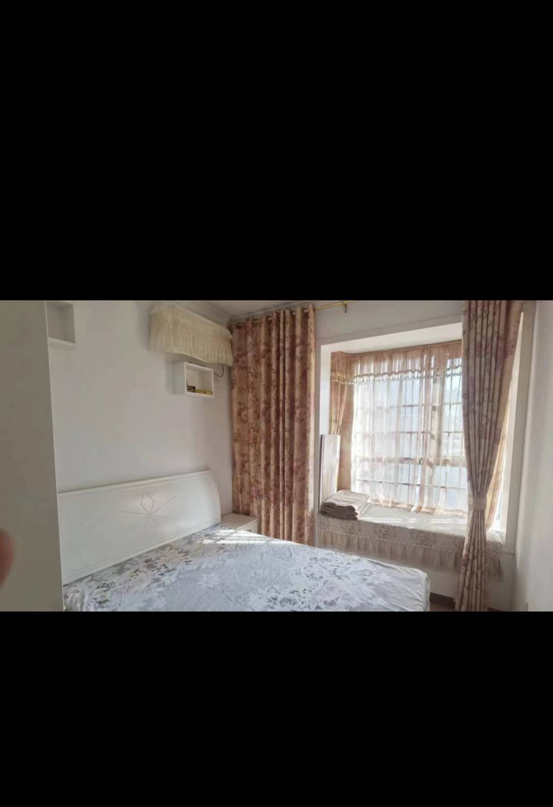 和一紫竹苑  3室2厅1卫   70.80万客厅