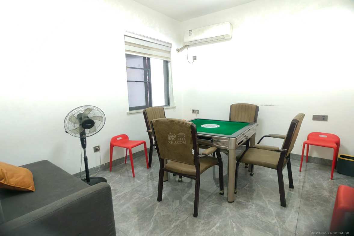 庐山春天 3室1厅1卫 2700.0元/月 庐山春天 3室1厅1卫 2700.0元/月室内图