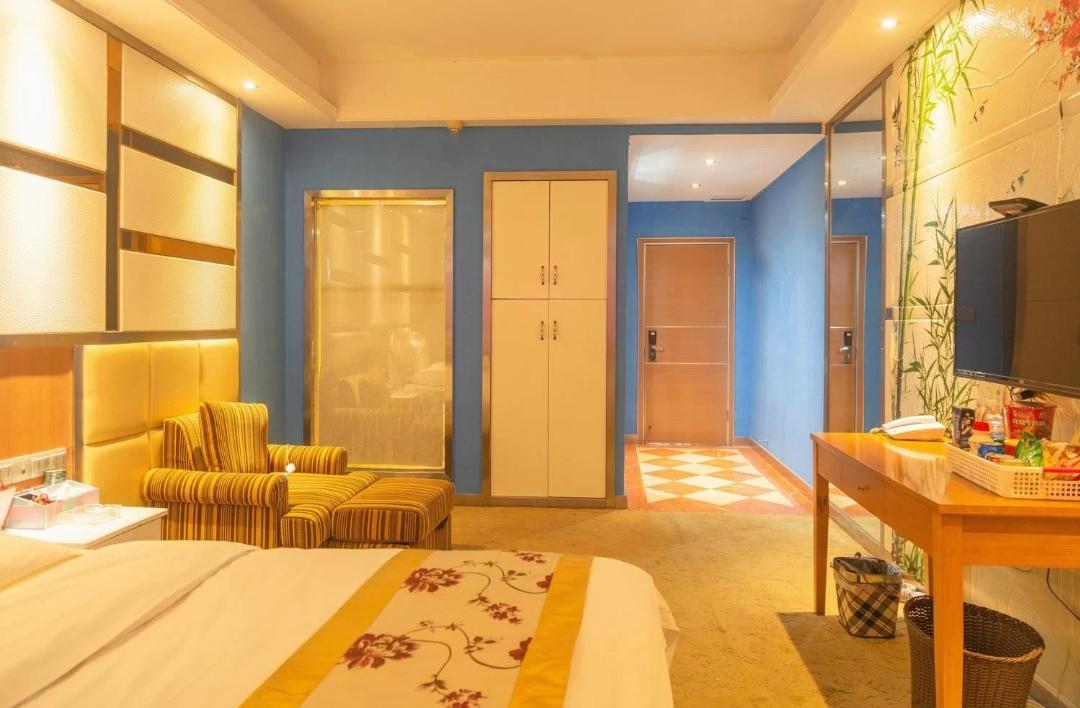 星海名都  0室0厅0卫    19.0万 星海名都  0室0厅0卫    19.0万客厅