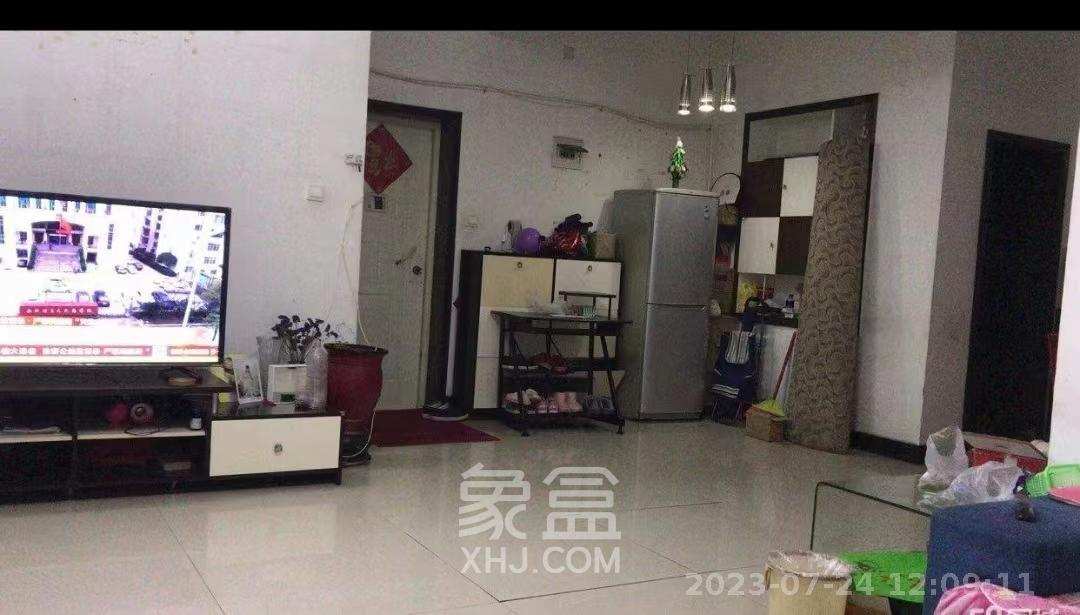 中南汽车世界  3室2厅1卫   1500.00元/月室内图