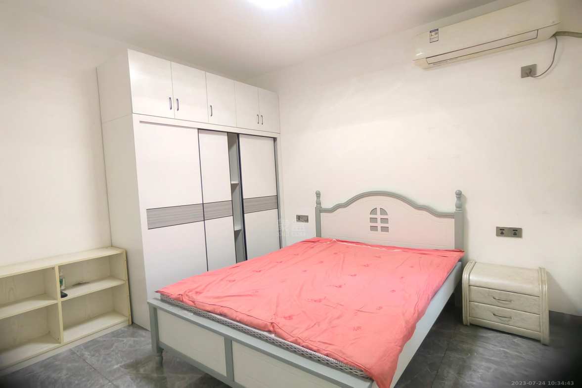 庐山春天 3室1厅1卫 2700.0元/月 庐山春天 3室1厅1卫 2700.0元/月室内图