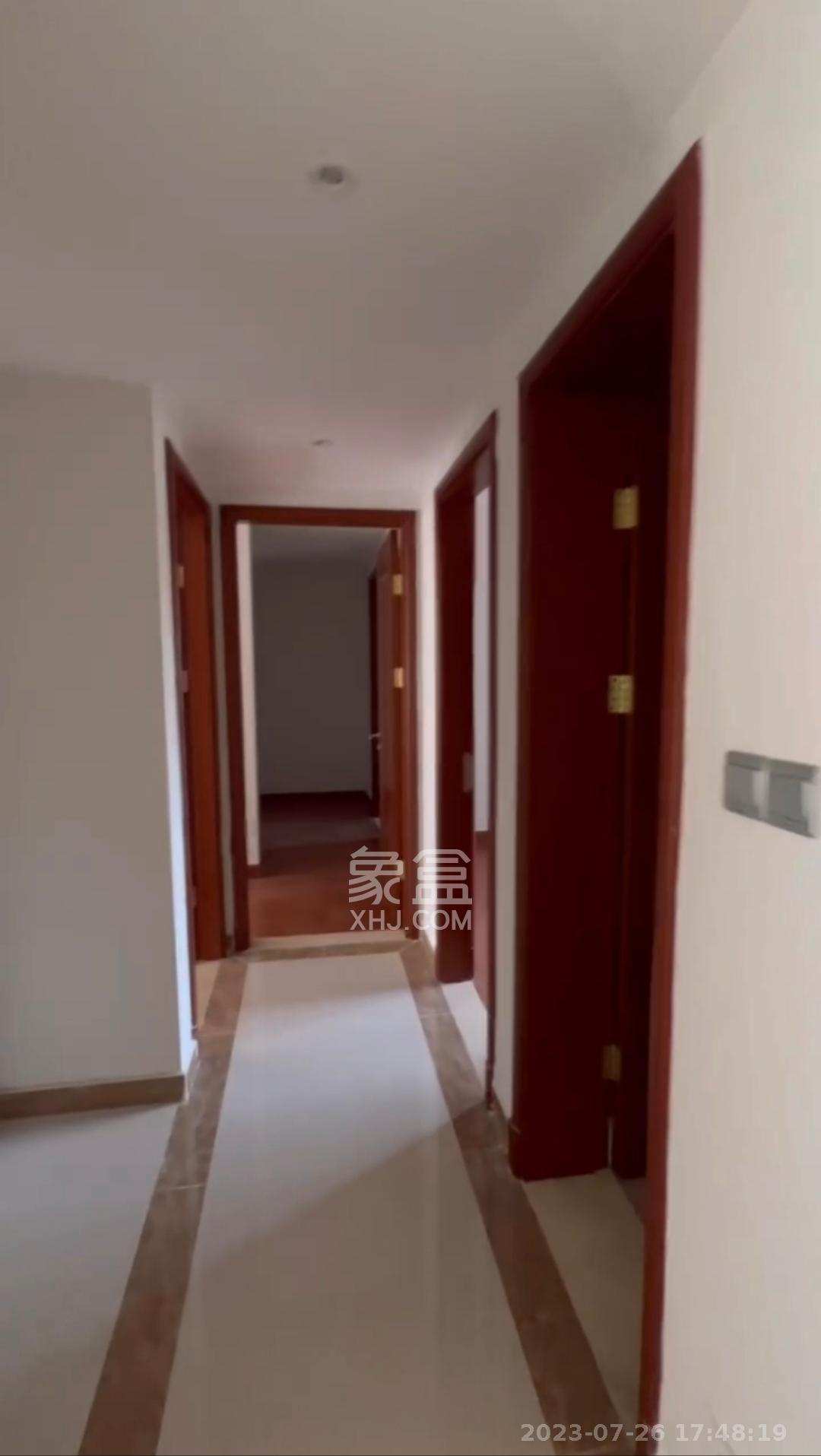 恒大文化旅游城C区  3室2厅2卫   2600.00元/月室内图