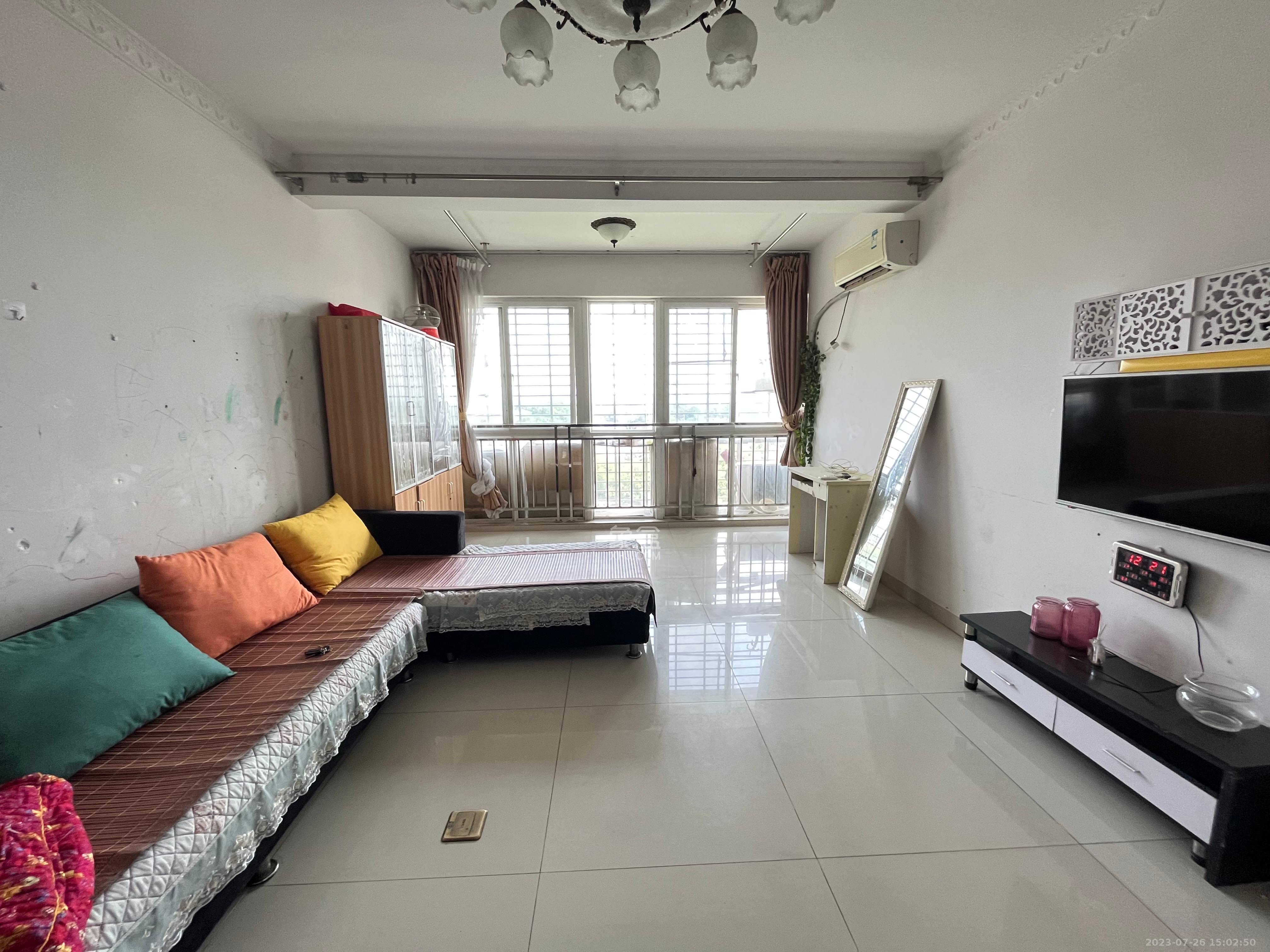 鑫天山城明珠  3室2厅1卫    1300.0元/月