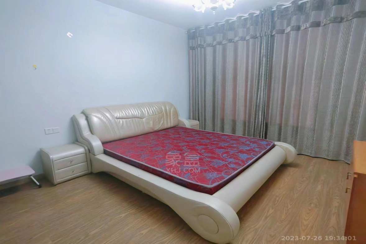 湘水栗园  3室2厅1卫    1700.0元/月室内图