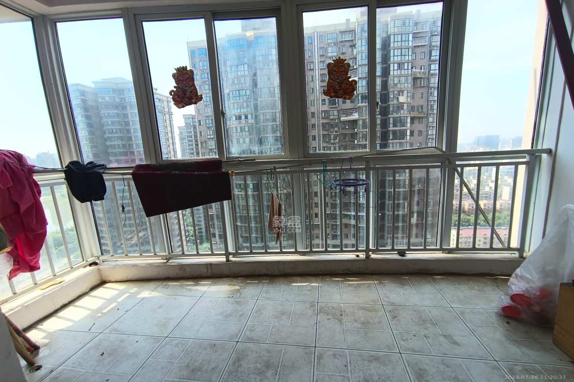 先锋东外滩 2室2厅1卫 2100.0元/月 先锋东外滩 2室2厅1卫 2100.0元/月室内图