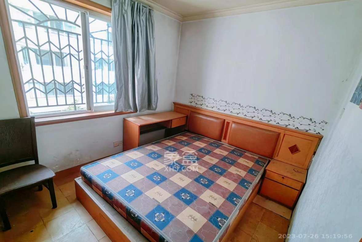 东文庙坪  2室1厅1卫    2000.0元/月室内图