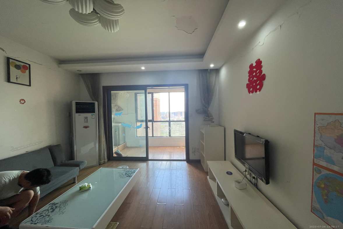 上海城小区  3室2厅2卫   2300.00元/月室内图