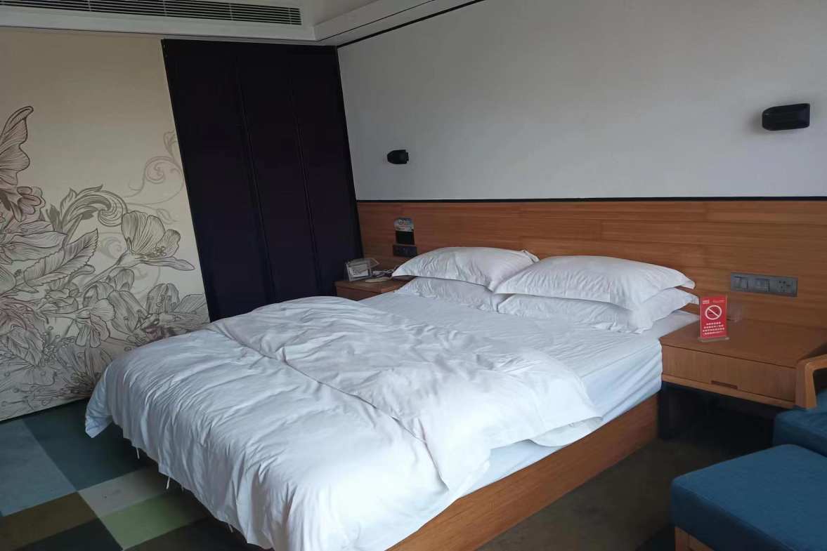 众一桂府  1室1厅1卫    1000.0元/月室内图