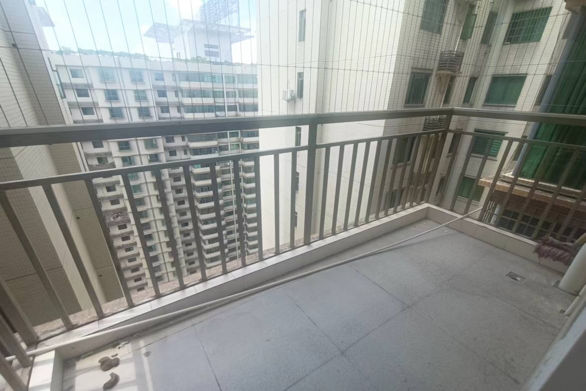 汇景花园  4室2厅1卫   3600.00元/月室内图