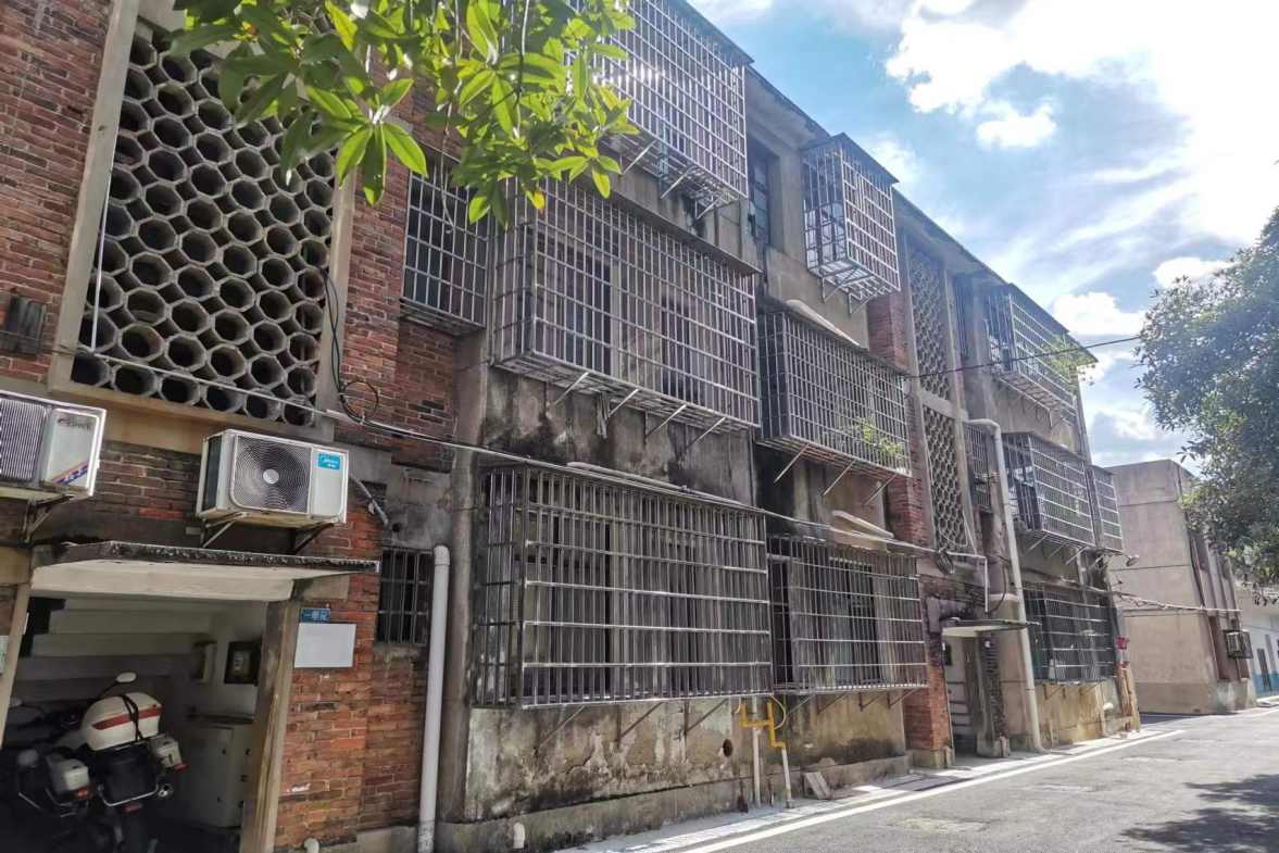 湖南人文科技学院成慧小区  3室2厅1卫    1200.0元/月小区图