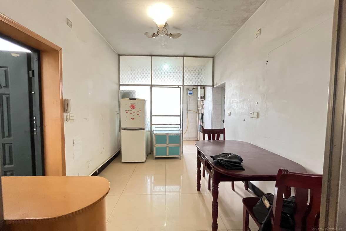 翡翠园 2室1厅1卫 800.0元/月 翡翠园 2室1厅1卫 800.0元/月室内图