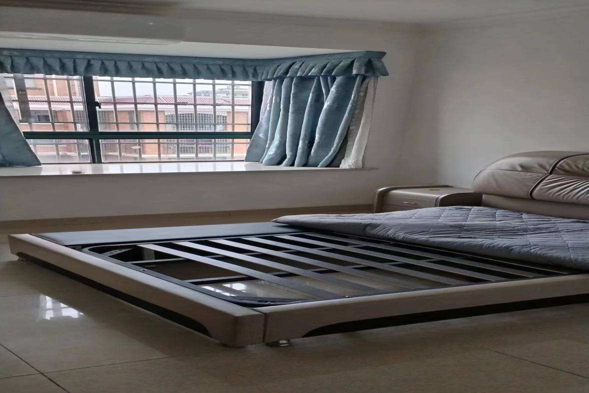 云顶上品  4室2厅2卫   1800.00元/月室内图