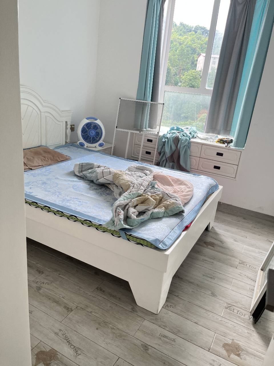 江溪安置小区  3室2厅2卫    1700.0元/月室内图